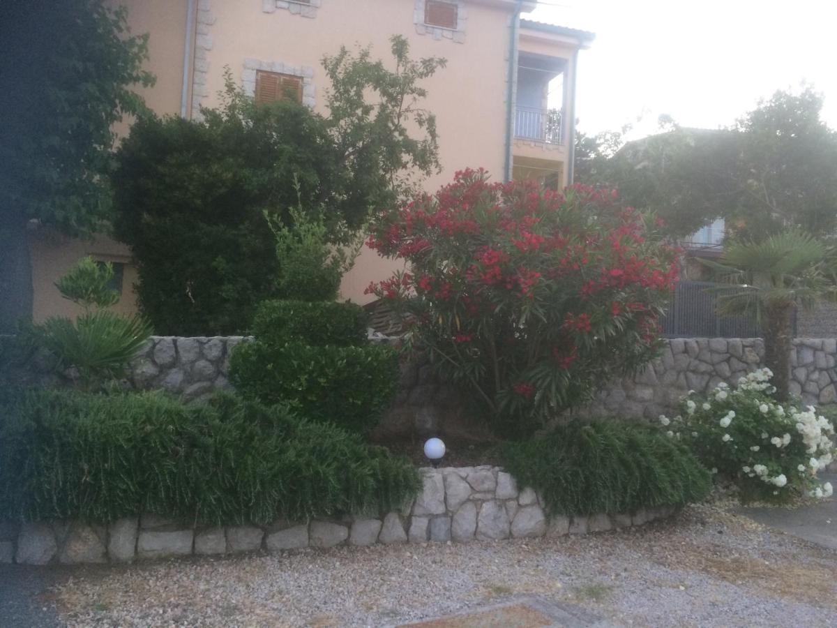 Botic Apartments Šilo Zewnętrze zdjęcie