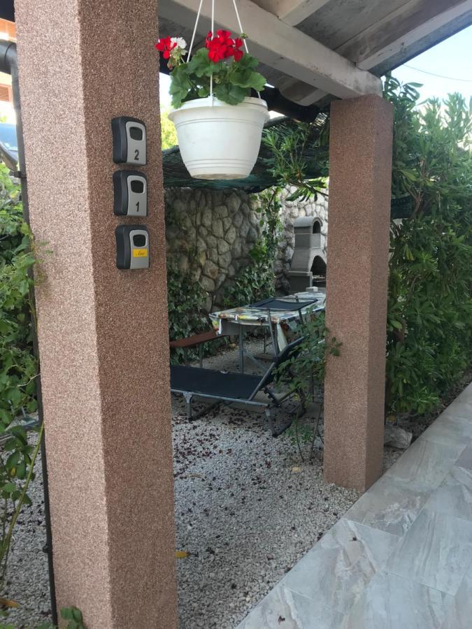 Botic Apartments Šilo Zewnętrze zdjęcie